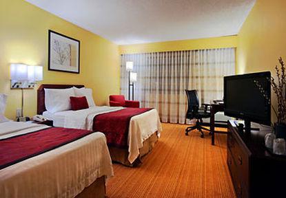 Courtyard By Marriott Hotel 3*