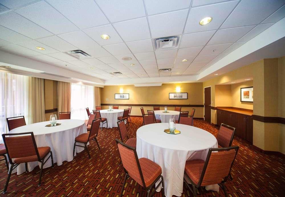 Courtyard By Marriott Hotel 3*