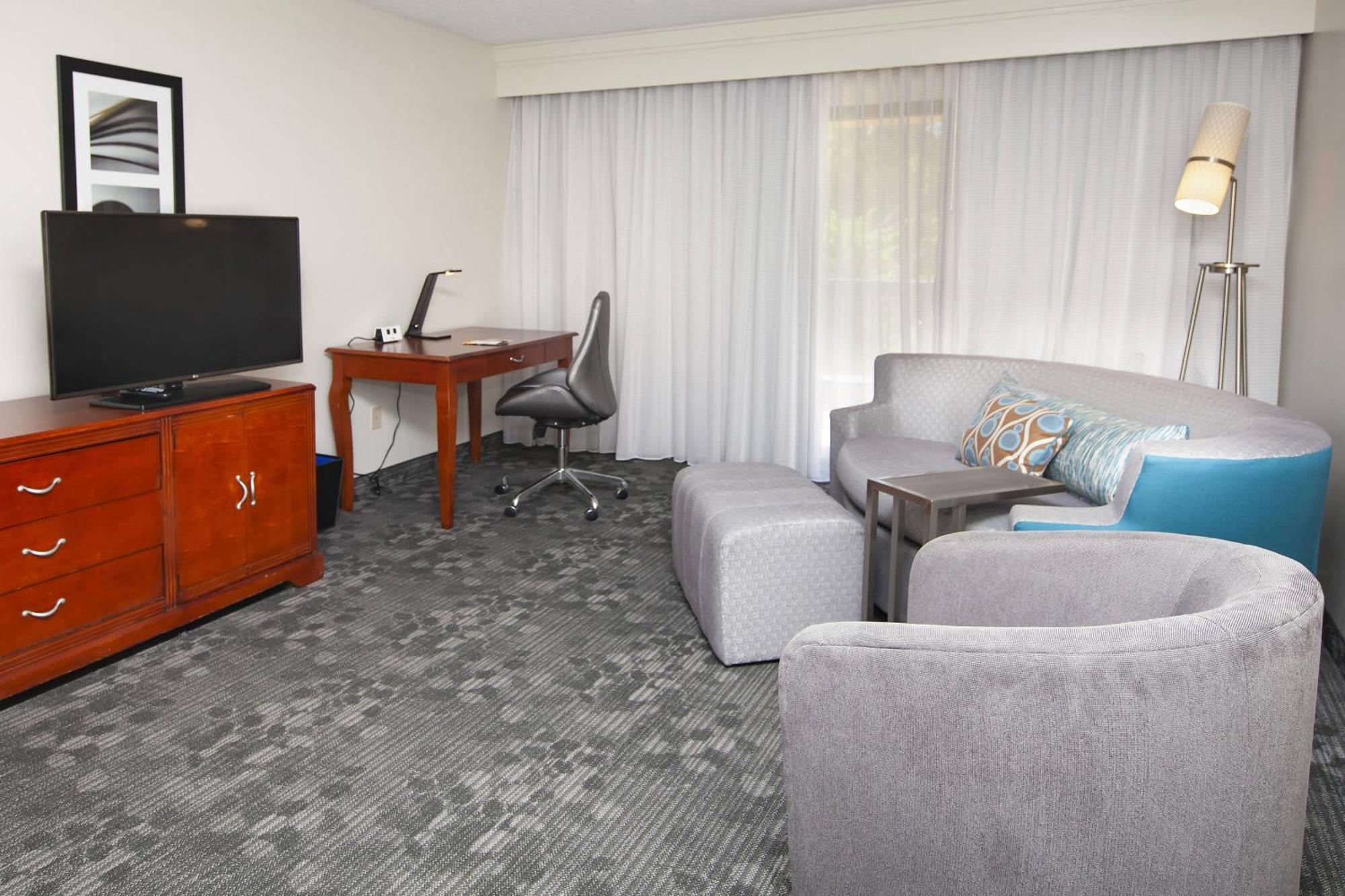 Courtyard By Marriott Hotel Valdosta