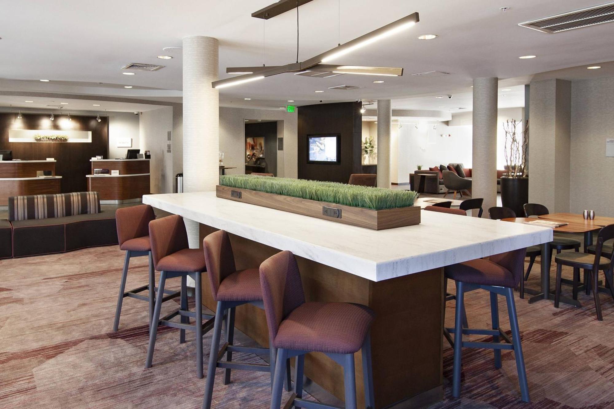 Hotel Courtyard By Marriott Valdosta