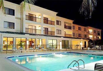 Hotel Courtyard By Marriott