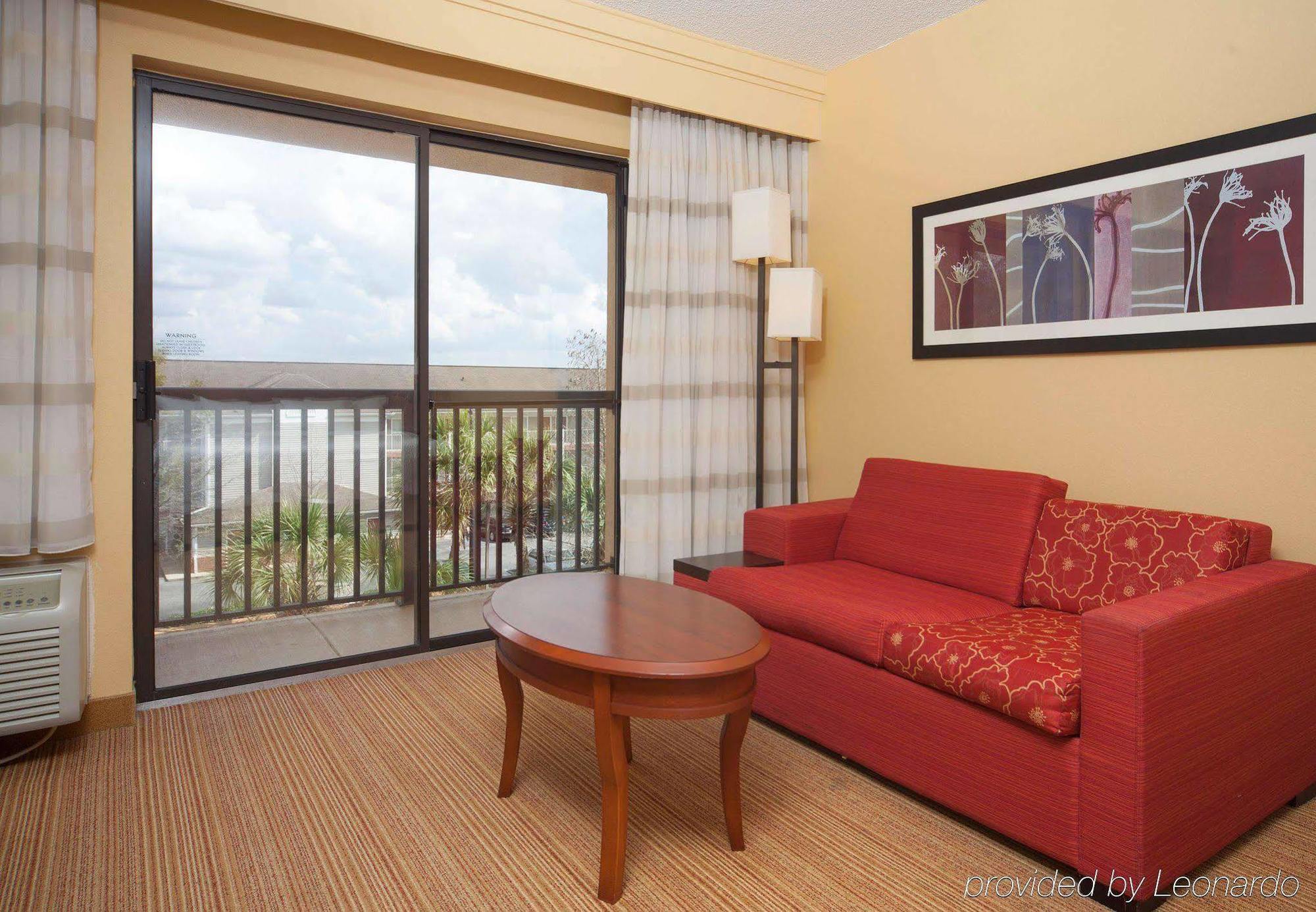 Hotel Courtyard By Marriott