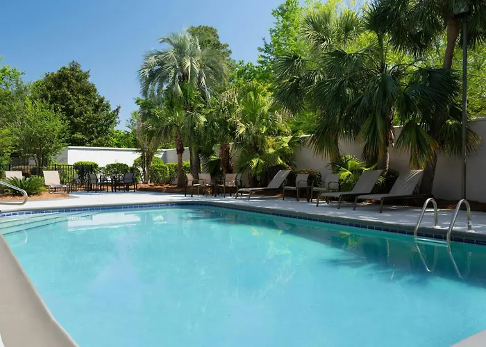 Courtyard By Marriott Valdosta