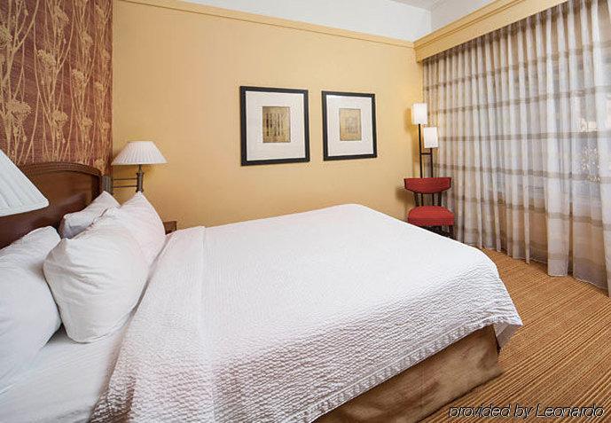 Courtyard By Marriott Valdosta