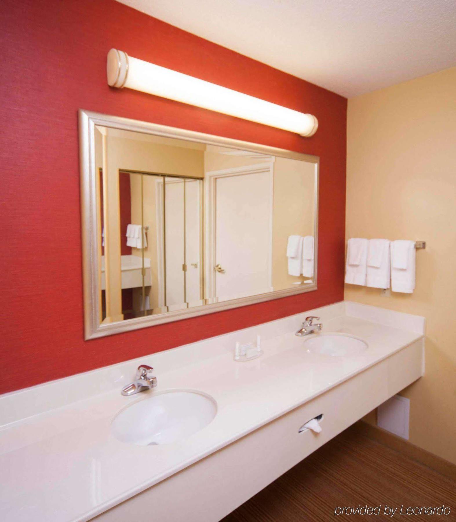 Courtyard By Marriott Hotel 3*