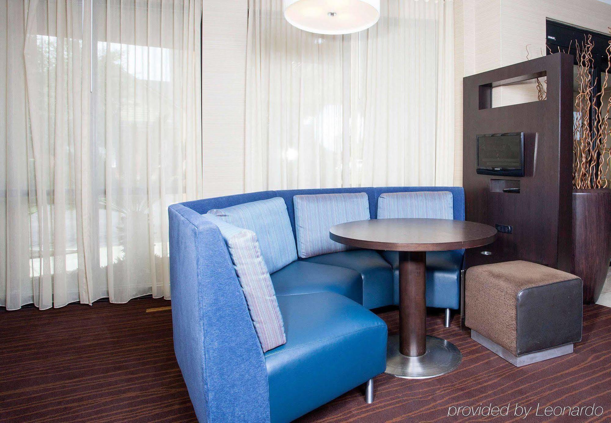 Courtyard By Marriott 3*